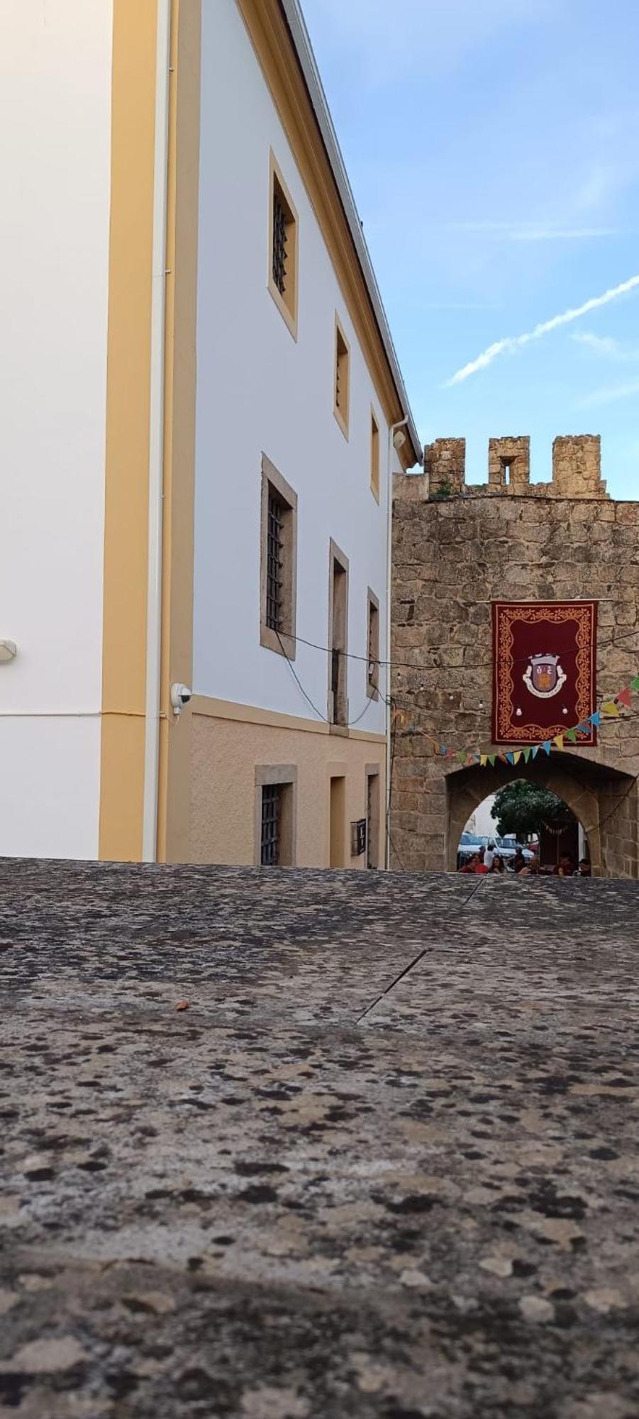 A Casinha Do Arco, Porta Da Vila Nisa Extérieur photo